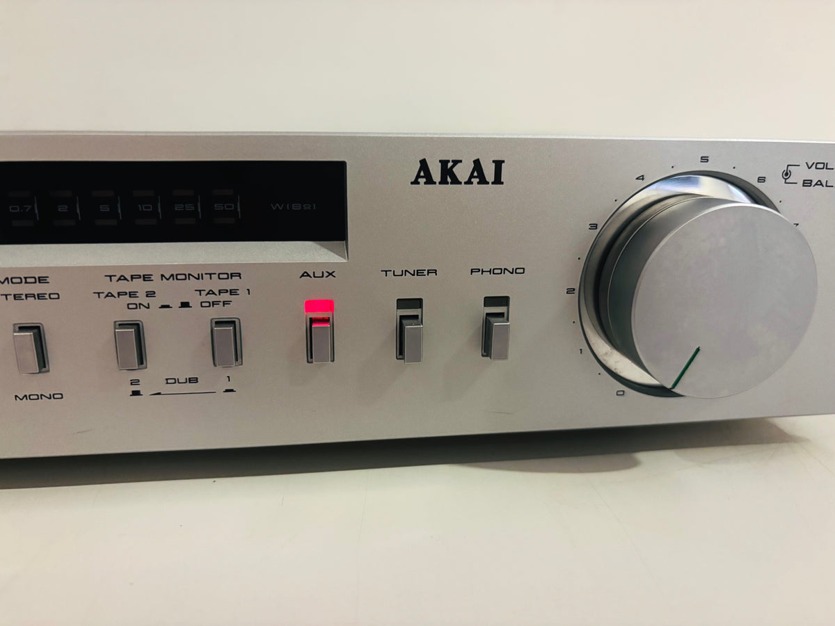 AKAI - AM-U22 - Vintage Stereo Integrated Amplifier - 25W Per Channel
