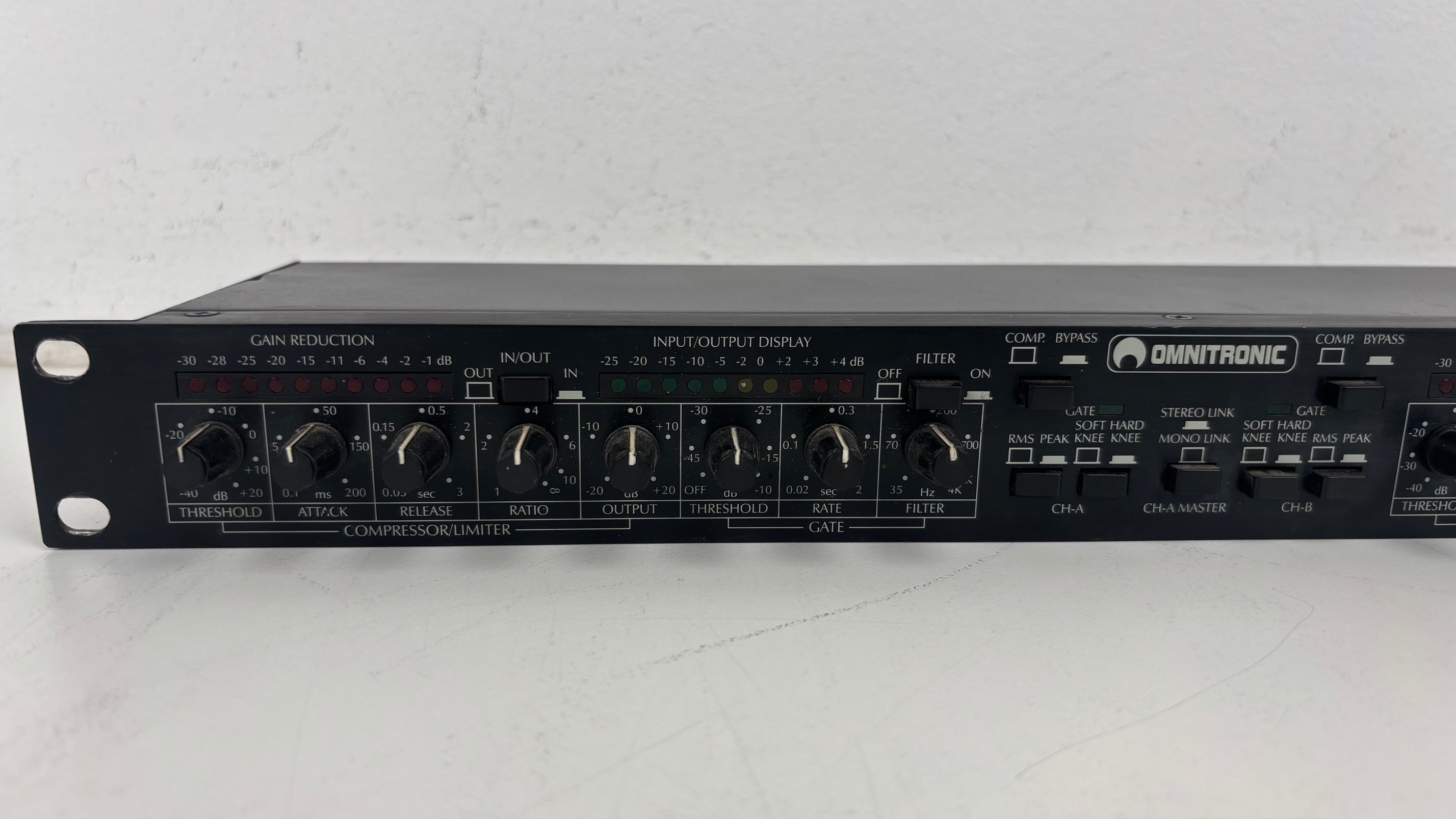 Omnitronic CL-66 Stereo Compressor/limiter - No PSU