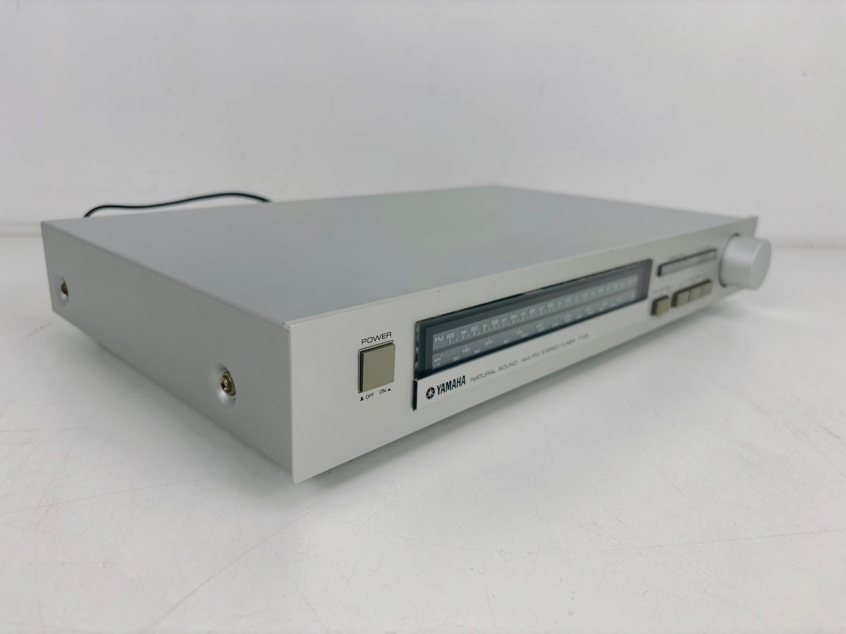 Yamaha T-05 - Vintage AM/FM Stereo Tuner - FM/MW/LW Radio Receiver