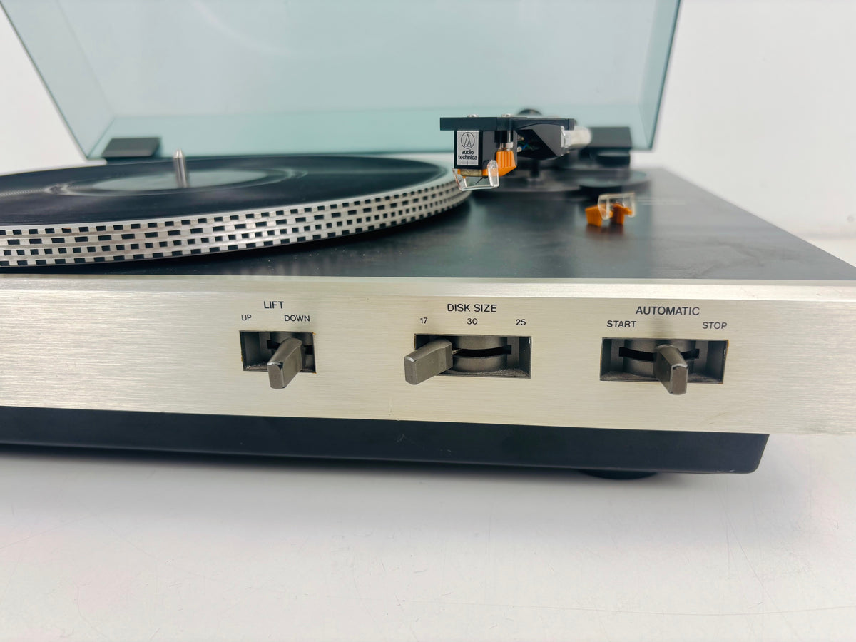 ITT - HiFi 8012 - Direct Drive Automatic Turntable - 33/45 RPM - Pitch Control - Anti-Skating