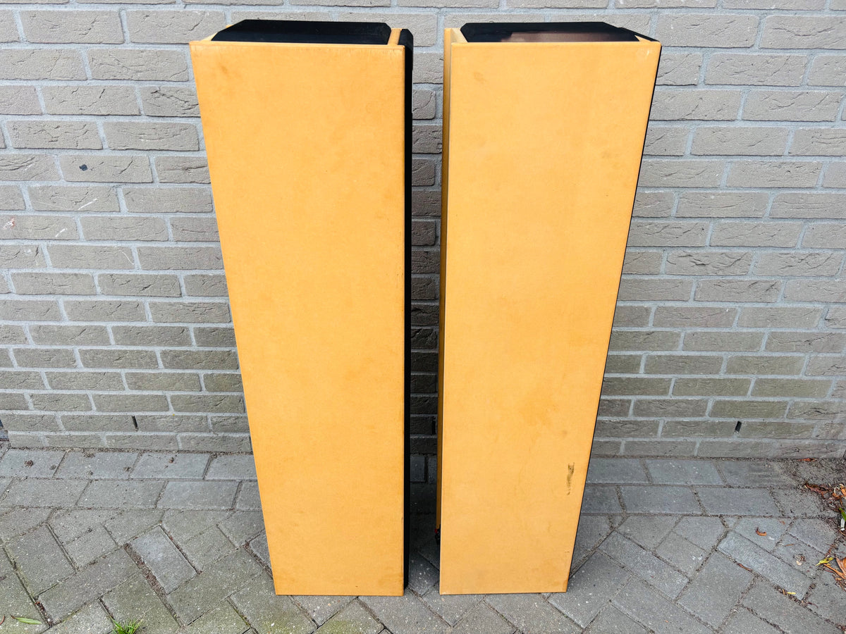 Aura – The Pied Piper – Passive Floorstanding Speakers – Set of 2 (Vintage 1980s)