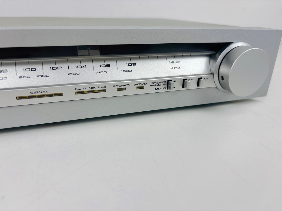 Akai - AT-K02 - AM/FM Stereo Tuner - Analogue Radio Tuner