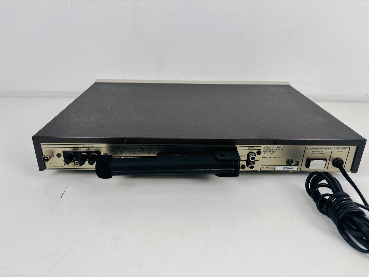 Harman/Kardon - TU615 - Digital AM/FM Stereo Tuner - Quartz-Locked Tuning - 12 Presets