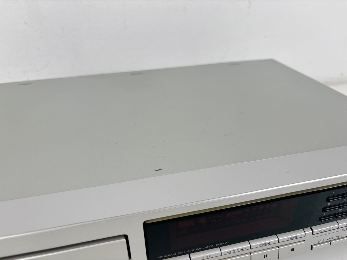 Sony CDP-590 - Vintage Stereo Compact Disc Player - 18-Bit DAC