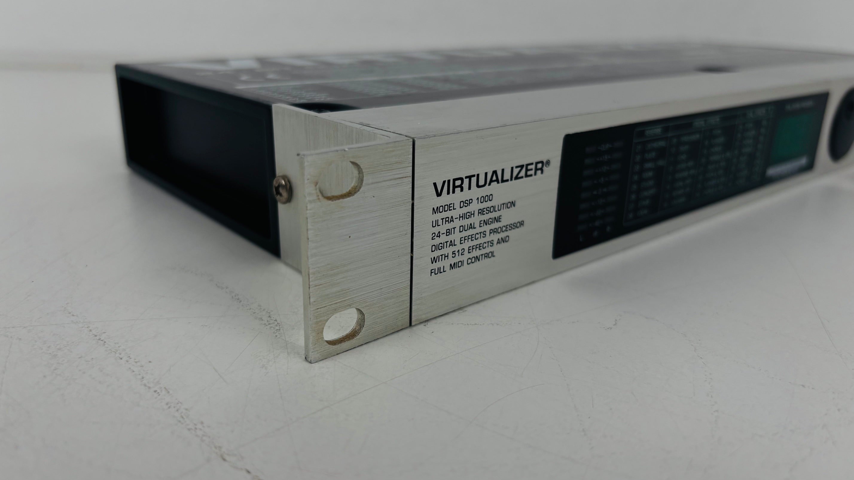 Behringer Virtualizer DSP1000 - Digital Multi-Effects Processor - 24-Bit - No PSU