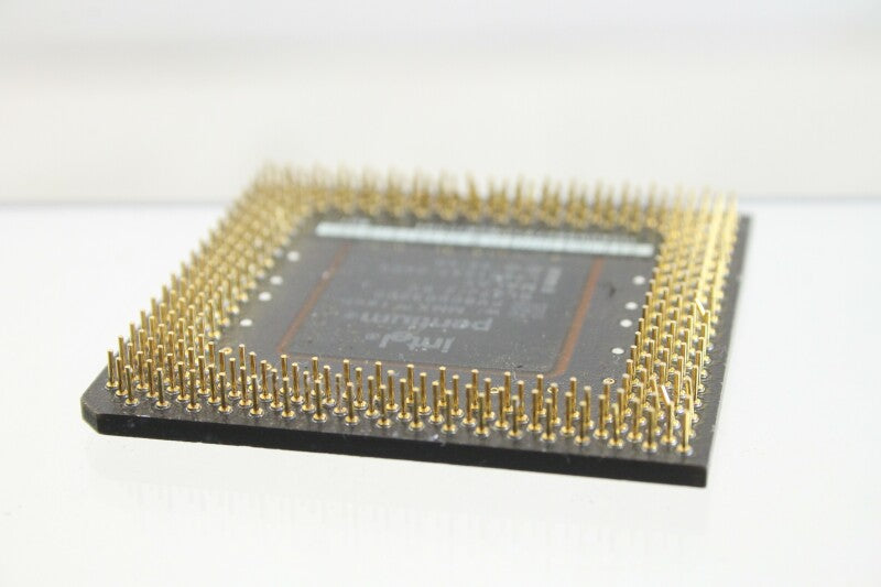 Intel Pentium MMX 200MHz Processor (FV80503200)