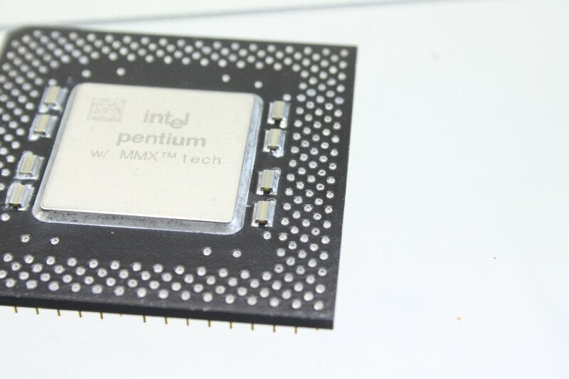 Intel Pentium MMX 200MHz Processor (FV80503200)