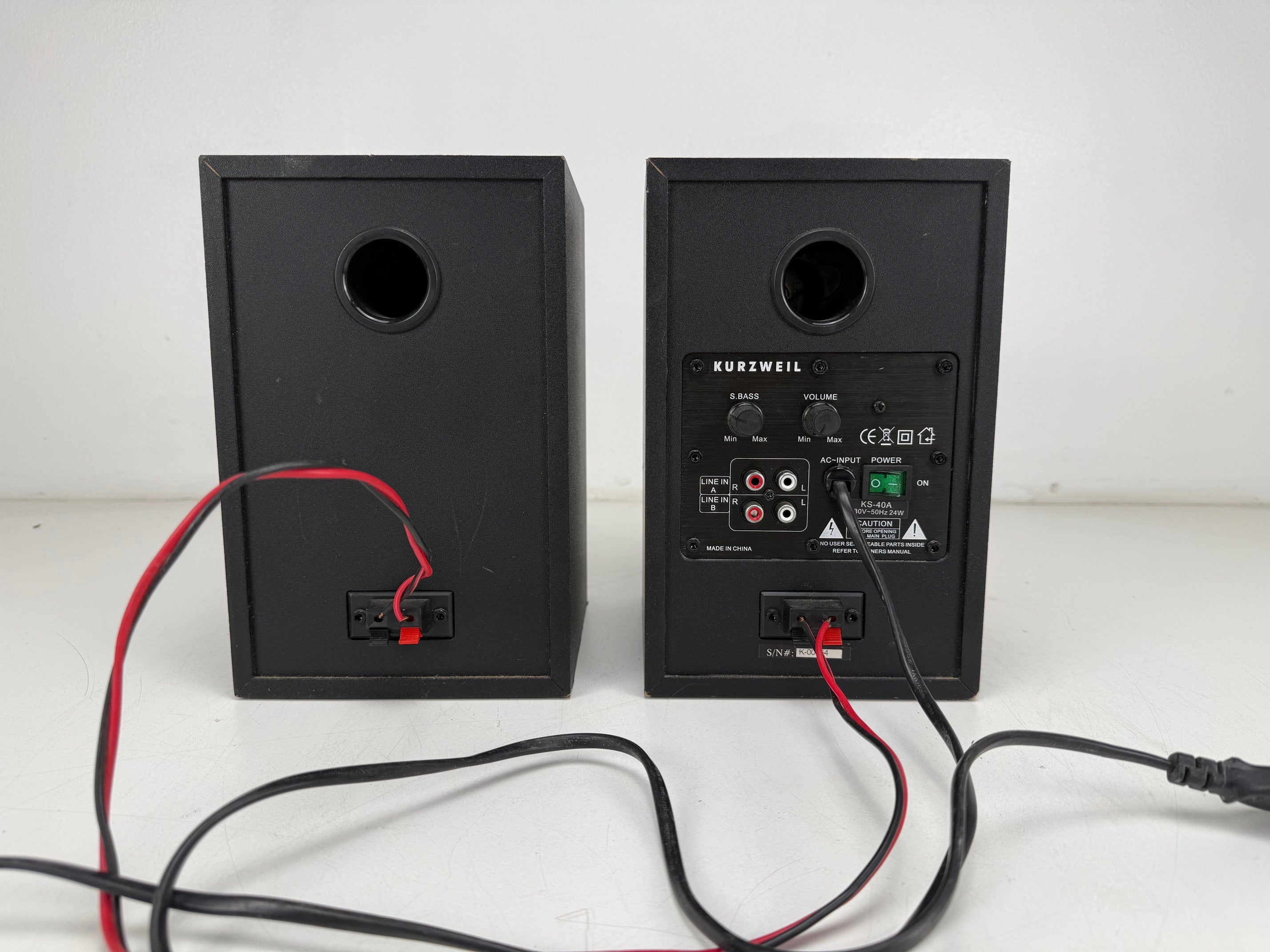 Kurzweil KS-40A Active Bookshelf Speaker Set - Matching Pair