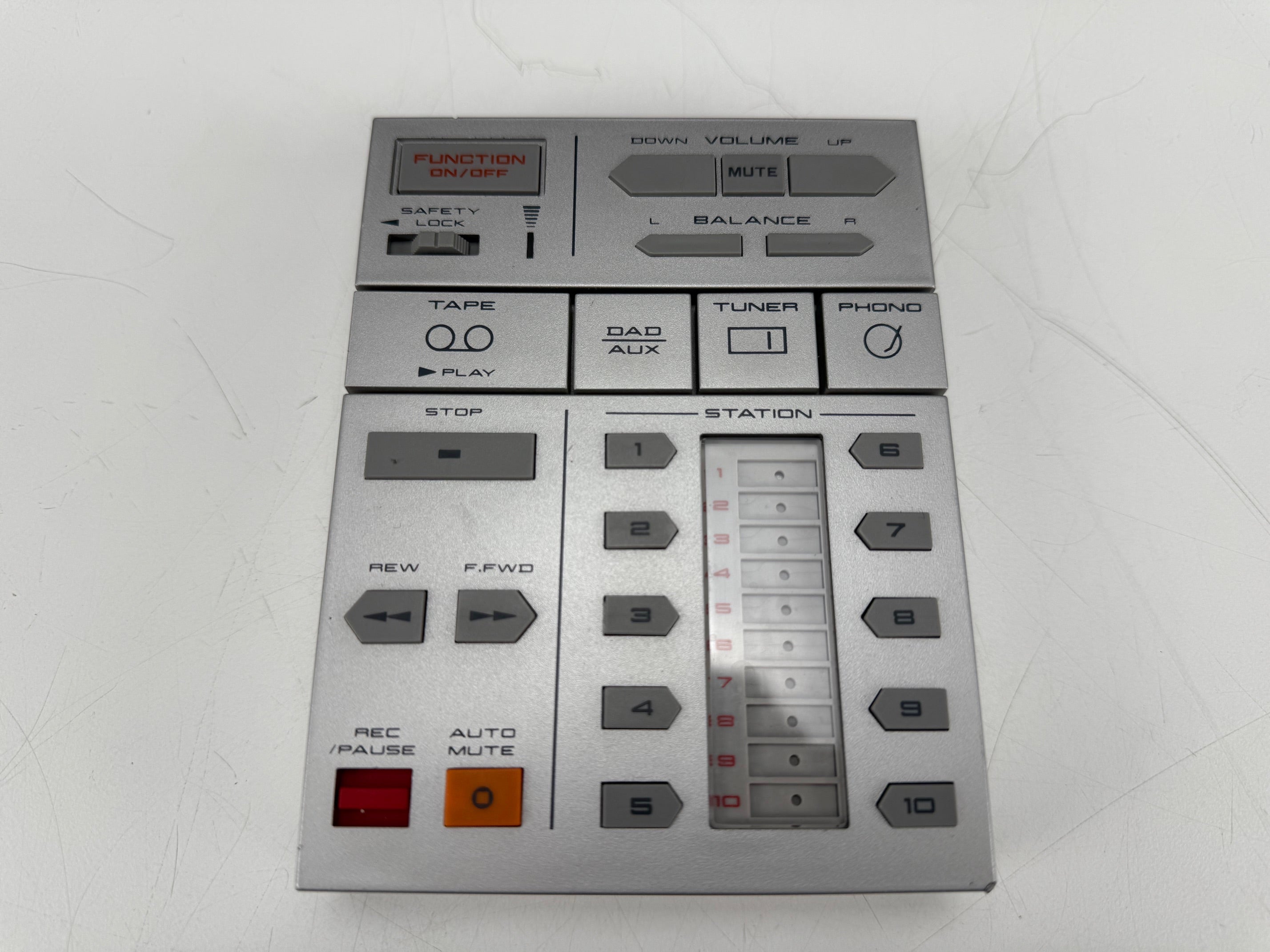 Akai Model FD-3 Hifi Composite System - Amplifier/Tuner/Cassette combo