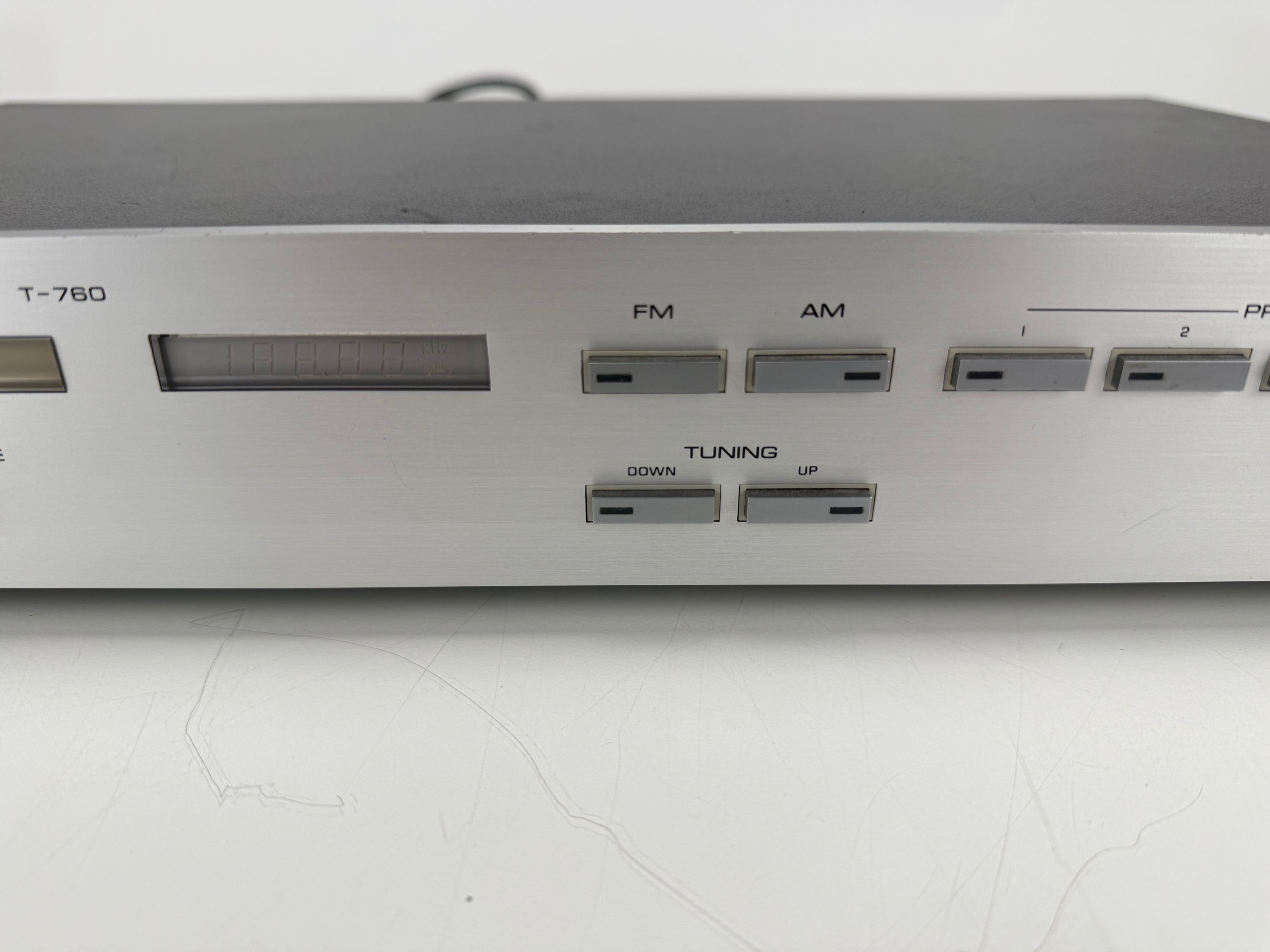 Yamaha T-760 Natural Sound AM/FM stereo tuner - volledig werkend