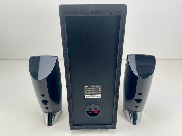 LG SH42SZ-W 2.1 Speaker Set with subwoofer