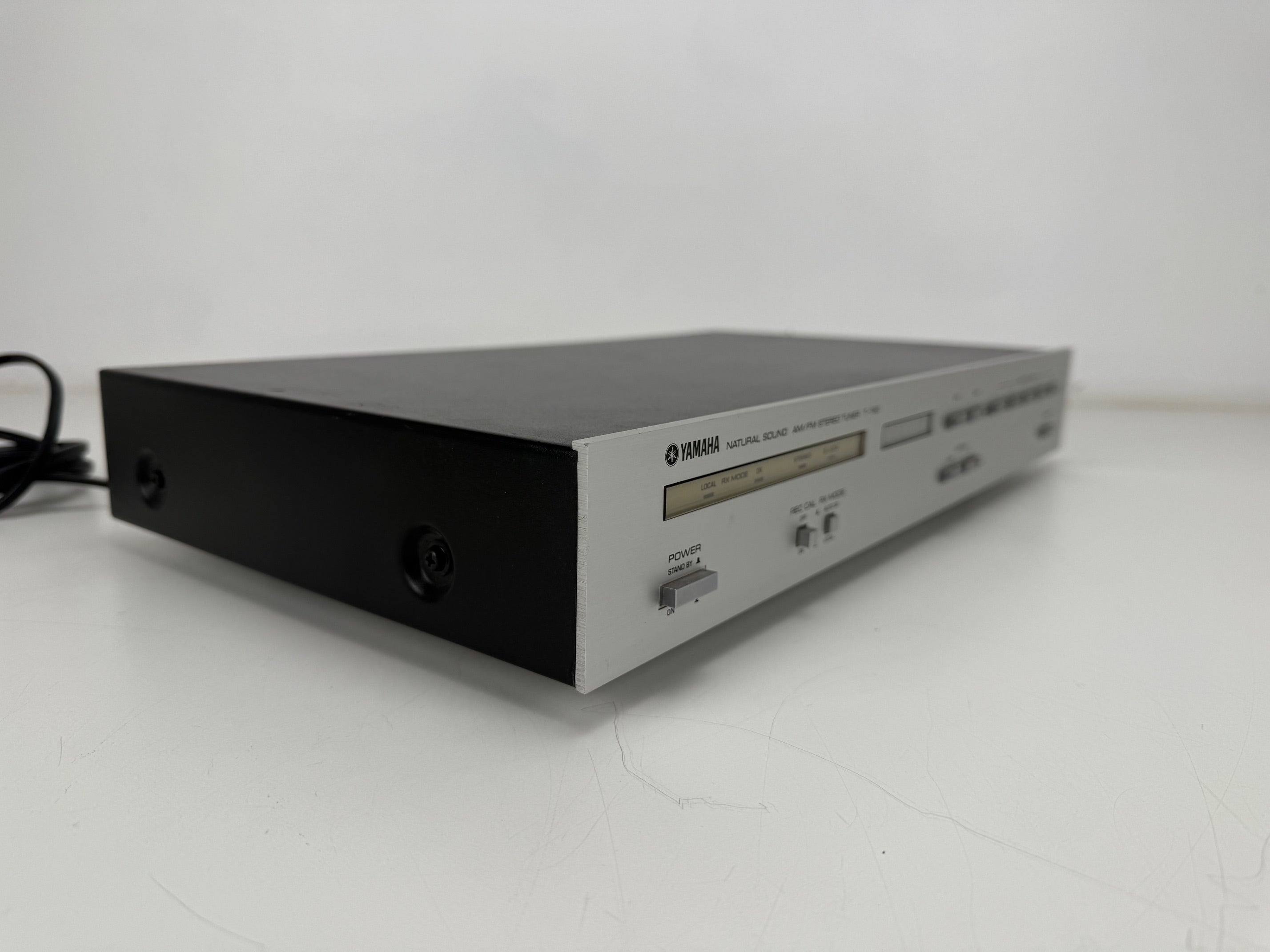 Yamaha T-760 Natural Sound AM/FM stereo tuner - volledig werkend