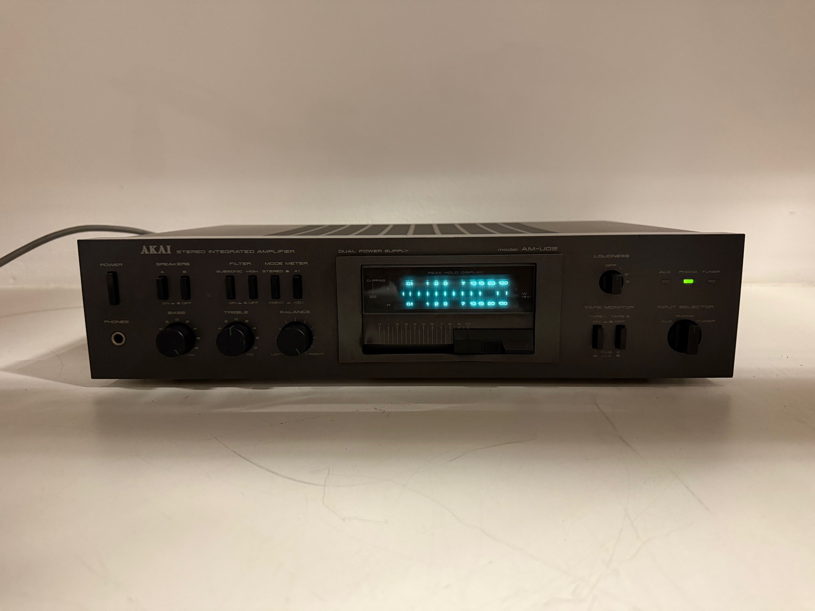Akai AM-U02 Stereo Integrated Amplifier