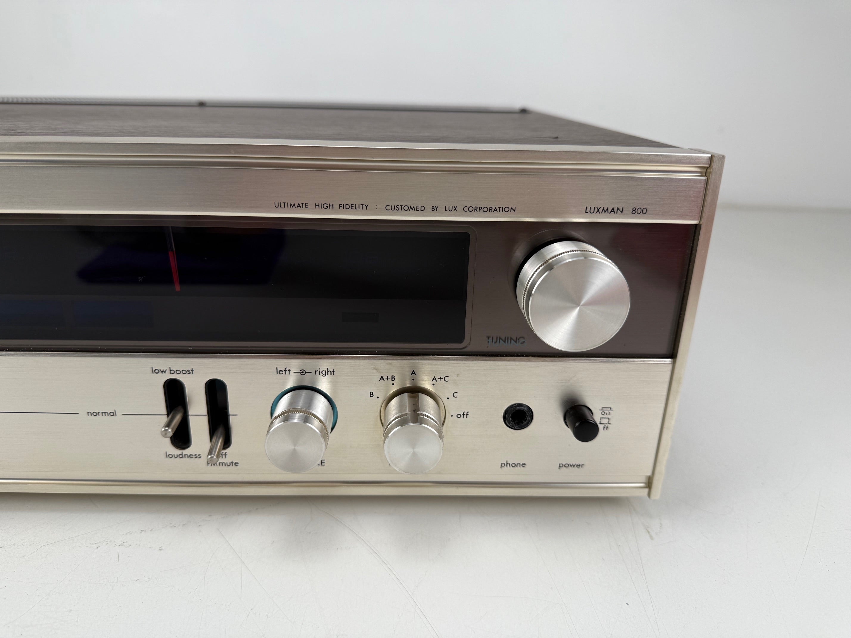 Luxman R-800E Solid State AM/FM Multiplex Stereo Receiver - Onderhoud uitgevoerd