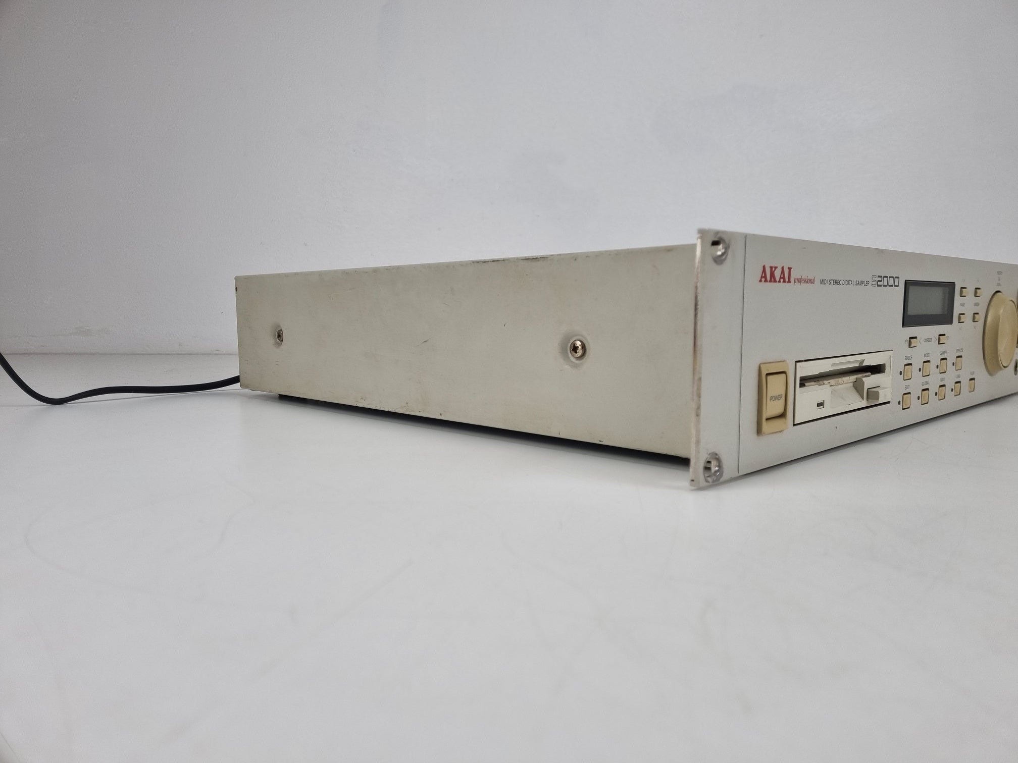 Akai S2000 Midi Stereo Digital Sampler- power Tested - Sold as is