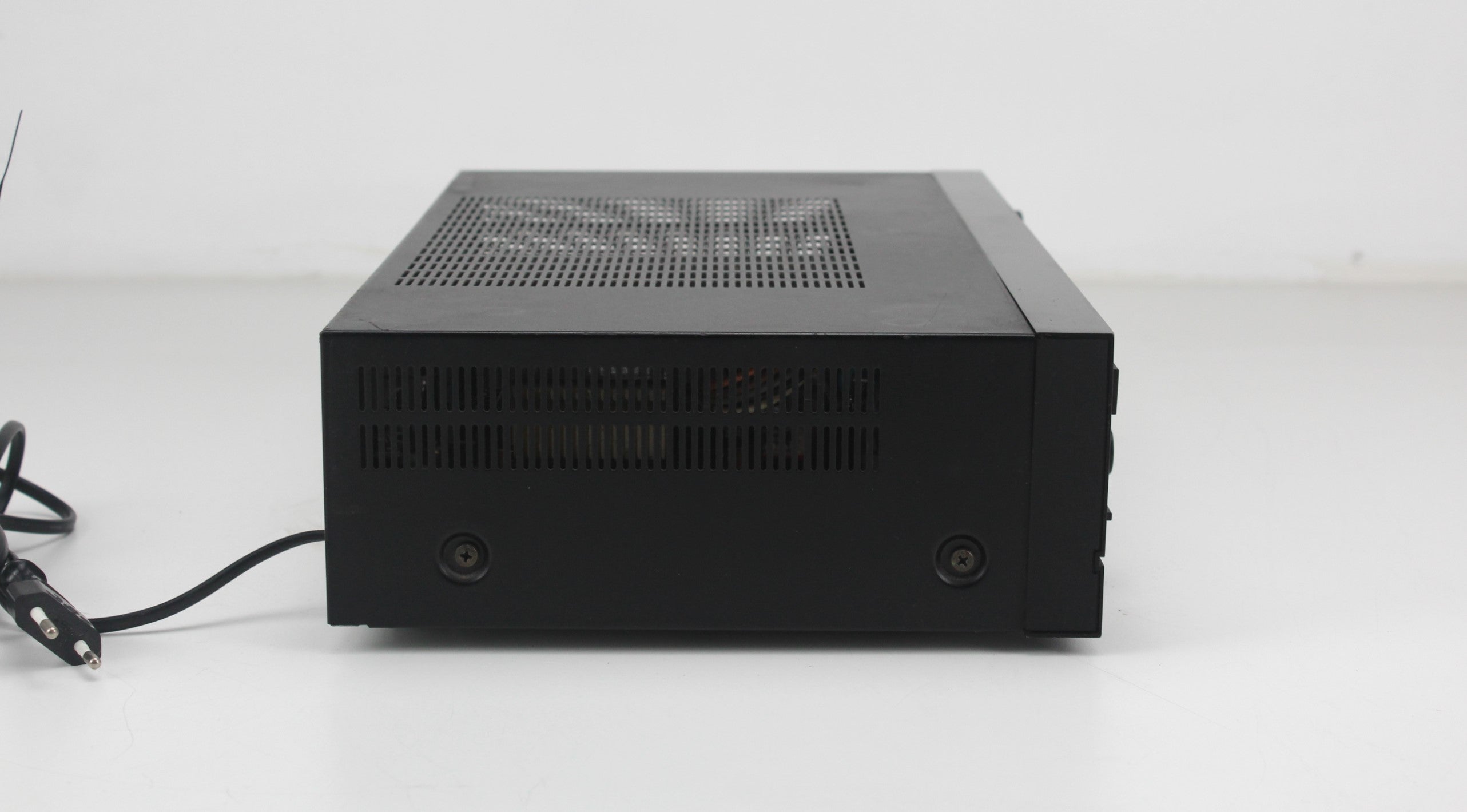 Luxman LV-11  integrated stereo amplifier