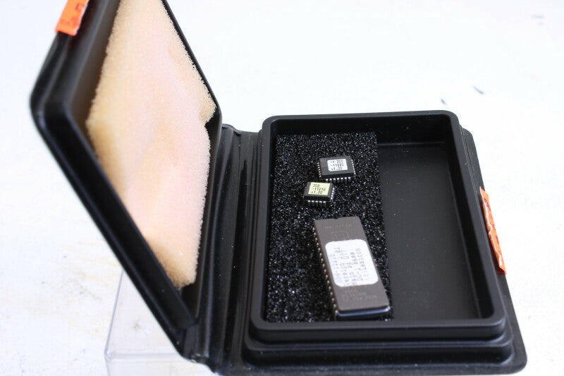 Lexicon Chip set 350-11215 V1.01 Main Bd U77 DC-1 Base