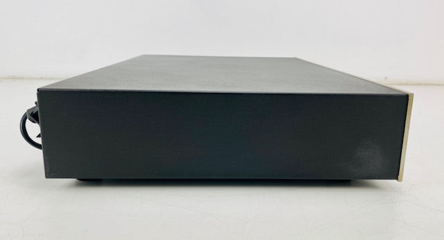 Luxman T2 Solid State AM/FM-tuner