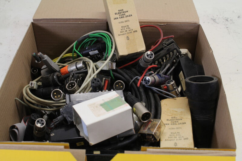 Miscellaneous Mystery various electronics box Big (No.3)