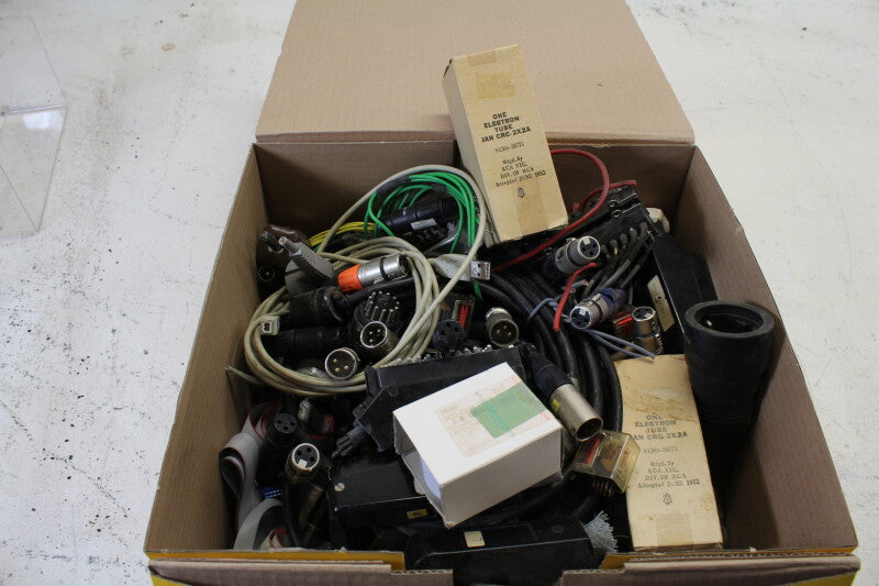 Miscellaneous Mystery various electronics box Big (No.3)
