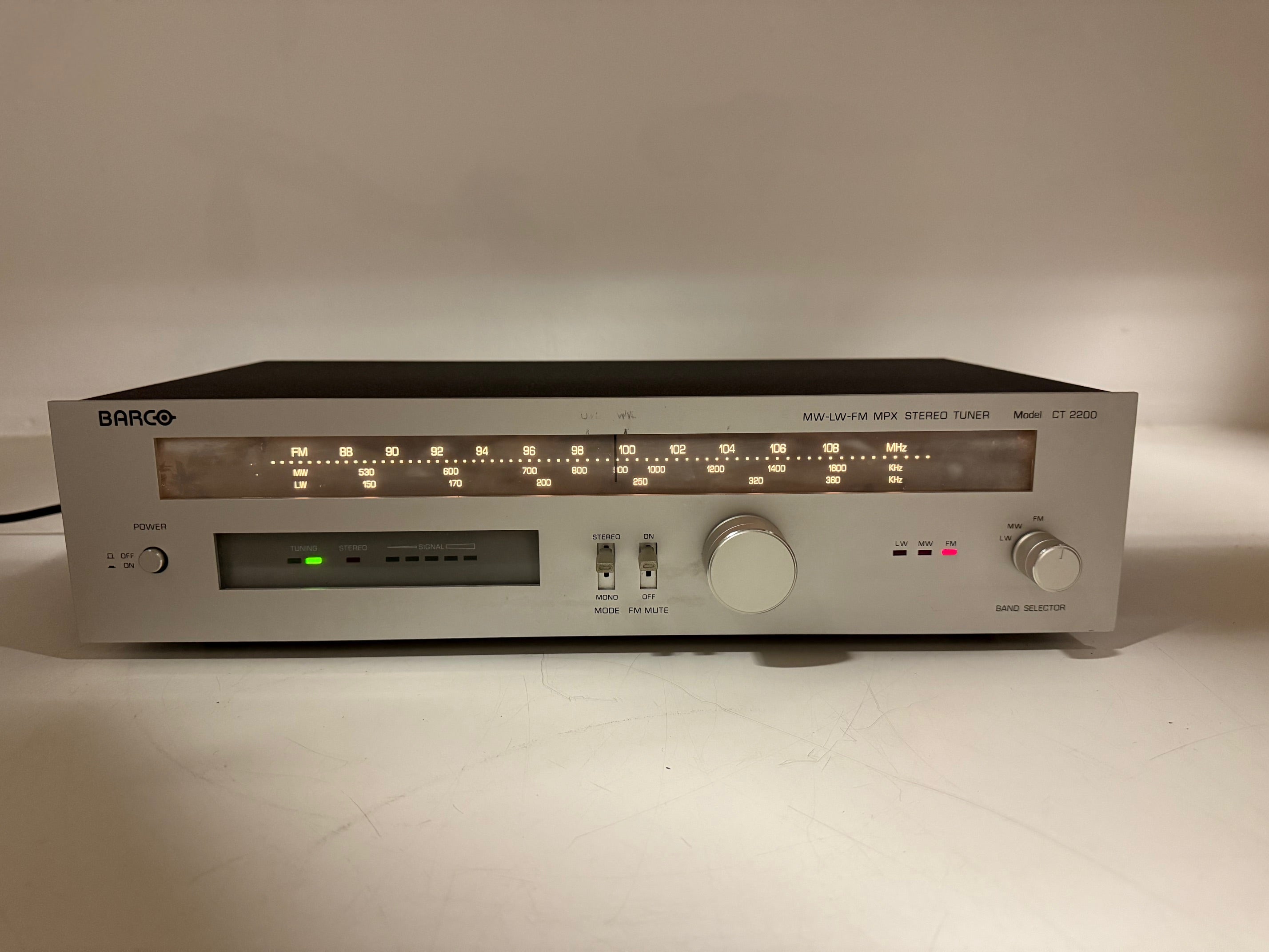 Barco CT-2200 MW LW FM MPX Stereo Tuner