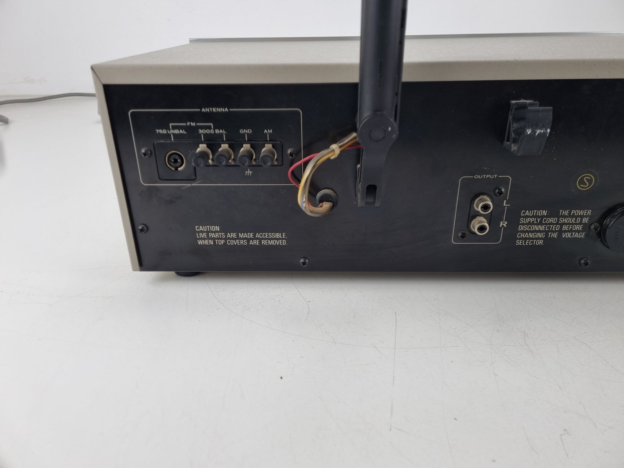Pioneer TX-606 Tuner  - New Lights