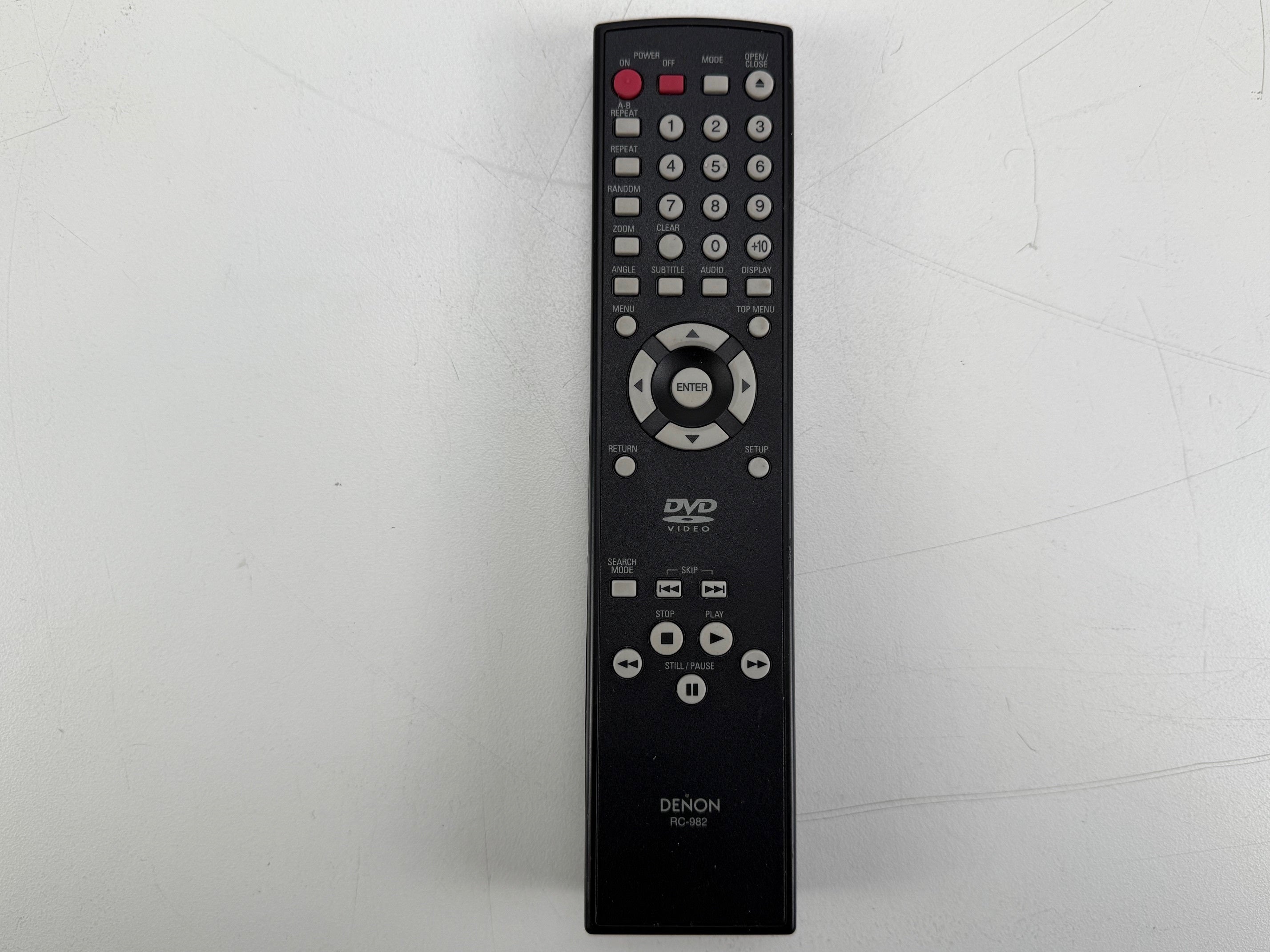 Denon DVD-1910 dvd-videospeler met originele doos, afstandsbediening en handleiding.