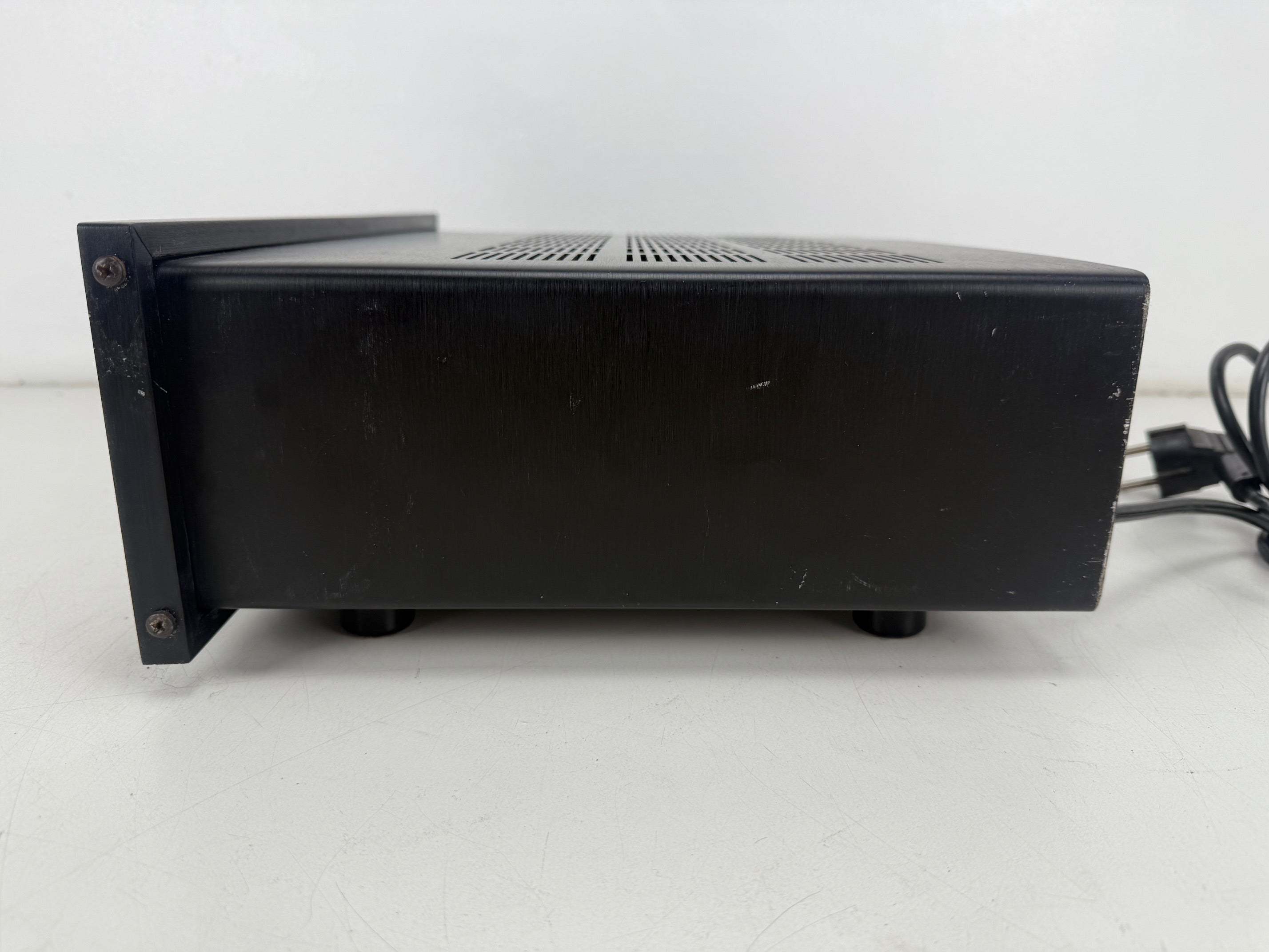 Quartz systems Q5 Stereo Integrated Amplifier - Serviced