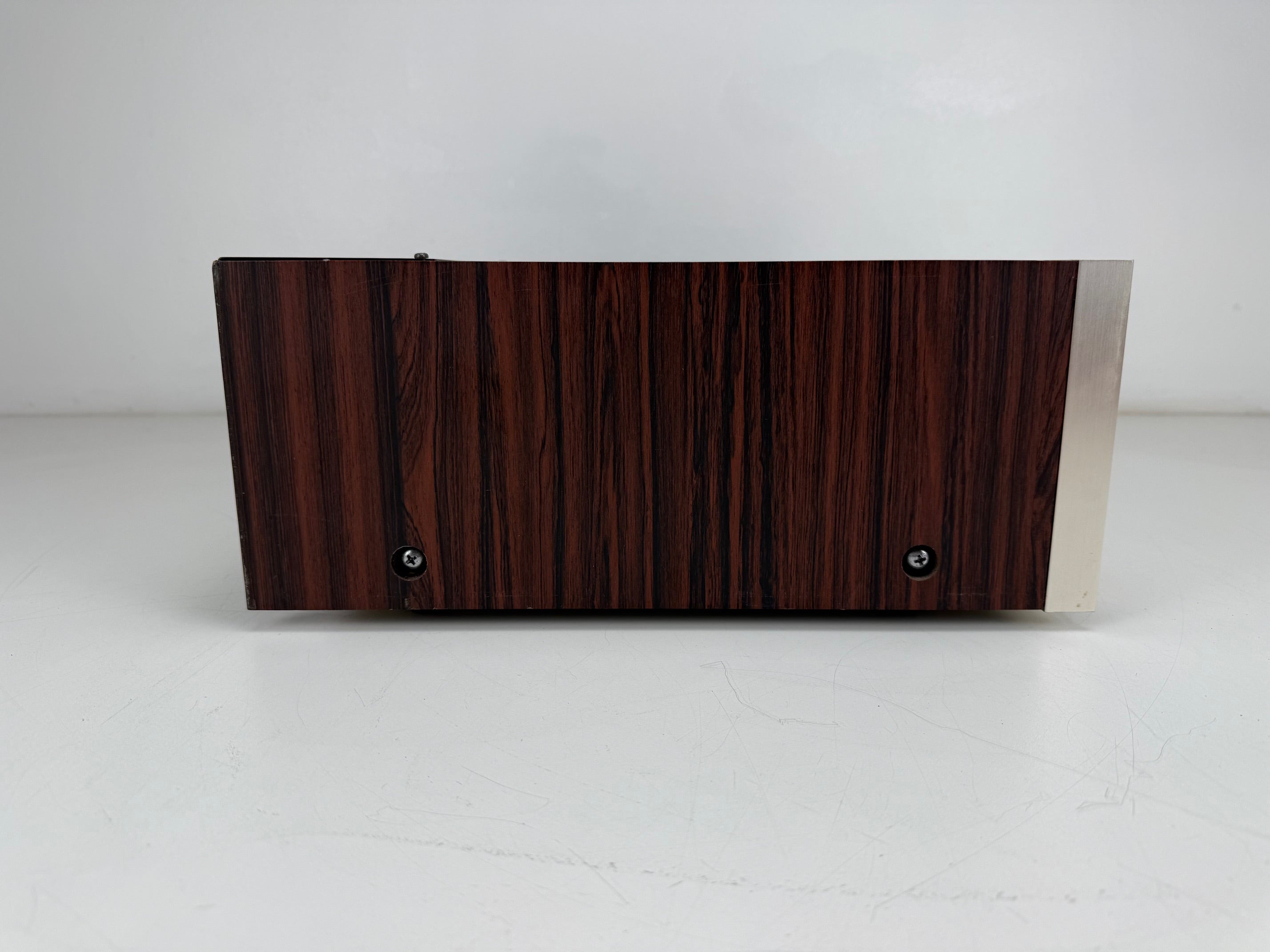 Luxman R-800E Solid State AM/FM Multiplex Stereo Receiver - Onderhoud uitgevoerd