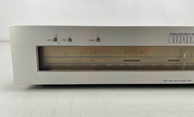 Luxman T2 Solid State AM/FM-tuner