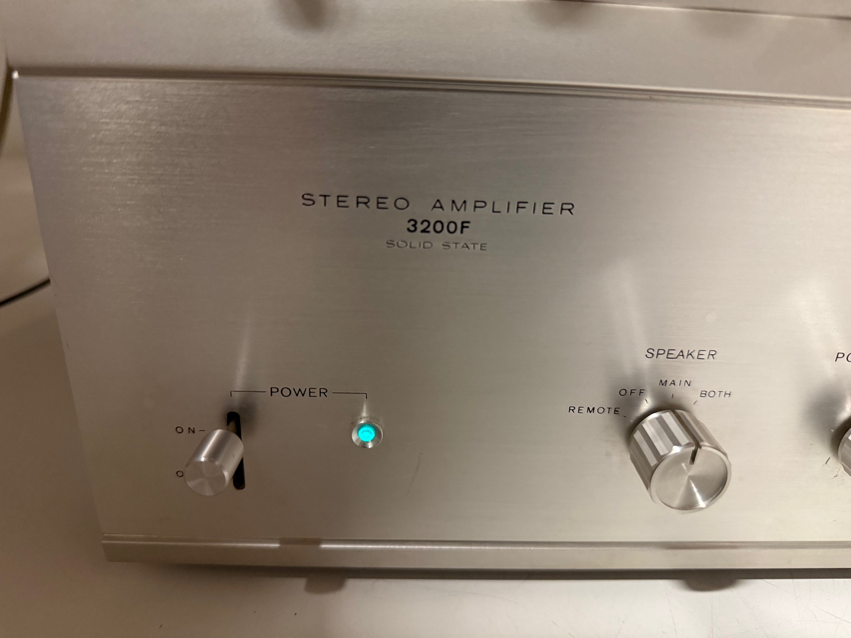 Sony ST-5130 tuner / TA-2000F voorversterker / TA-3200F stereo-versterker set