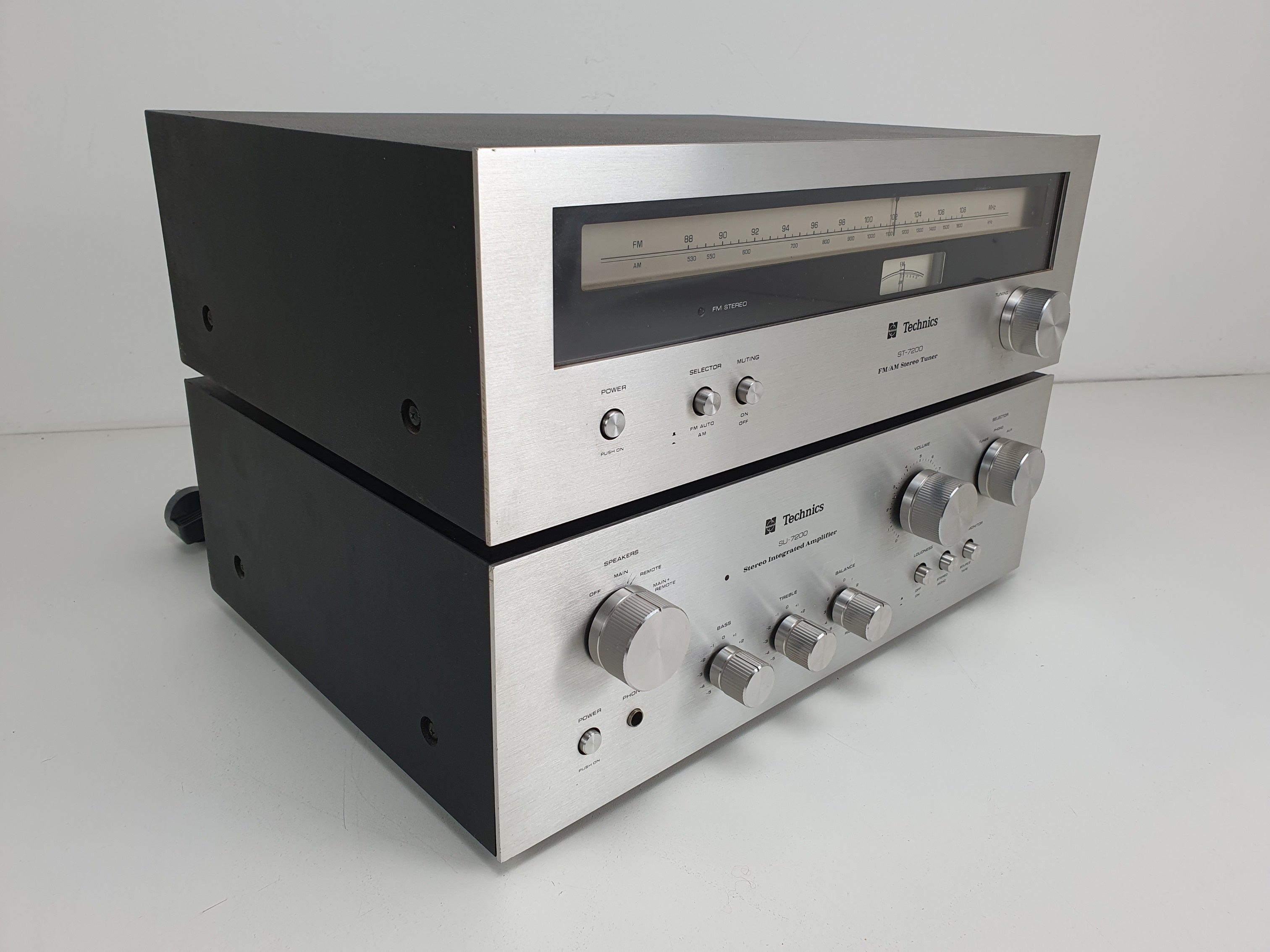 Technics ST-7200 tuner - SU-7200 geïntegreerde versterker - Mooie set