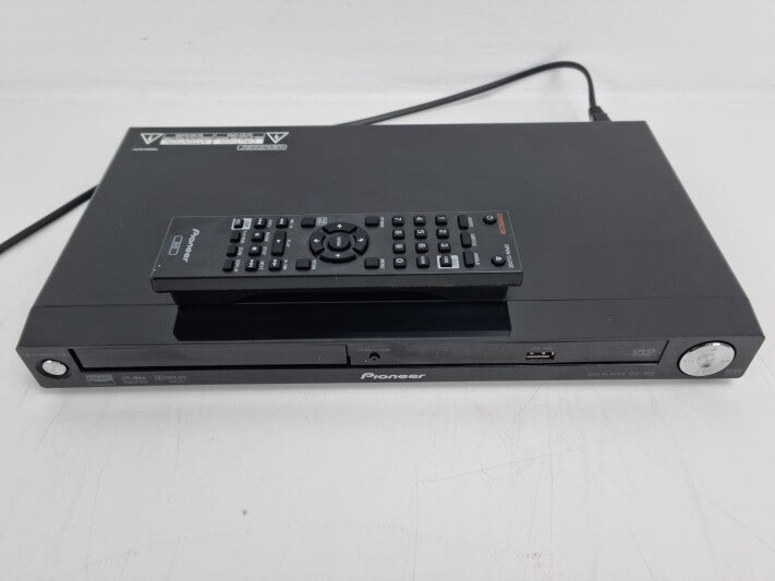 Pioneer DV-120 DVD Player - With remote control