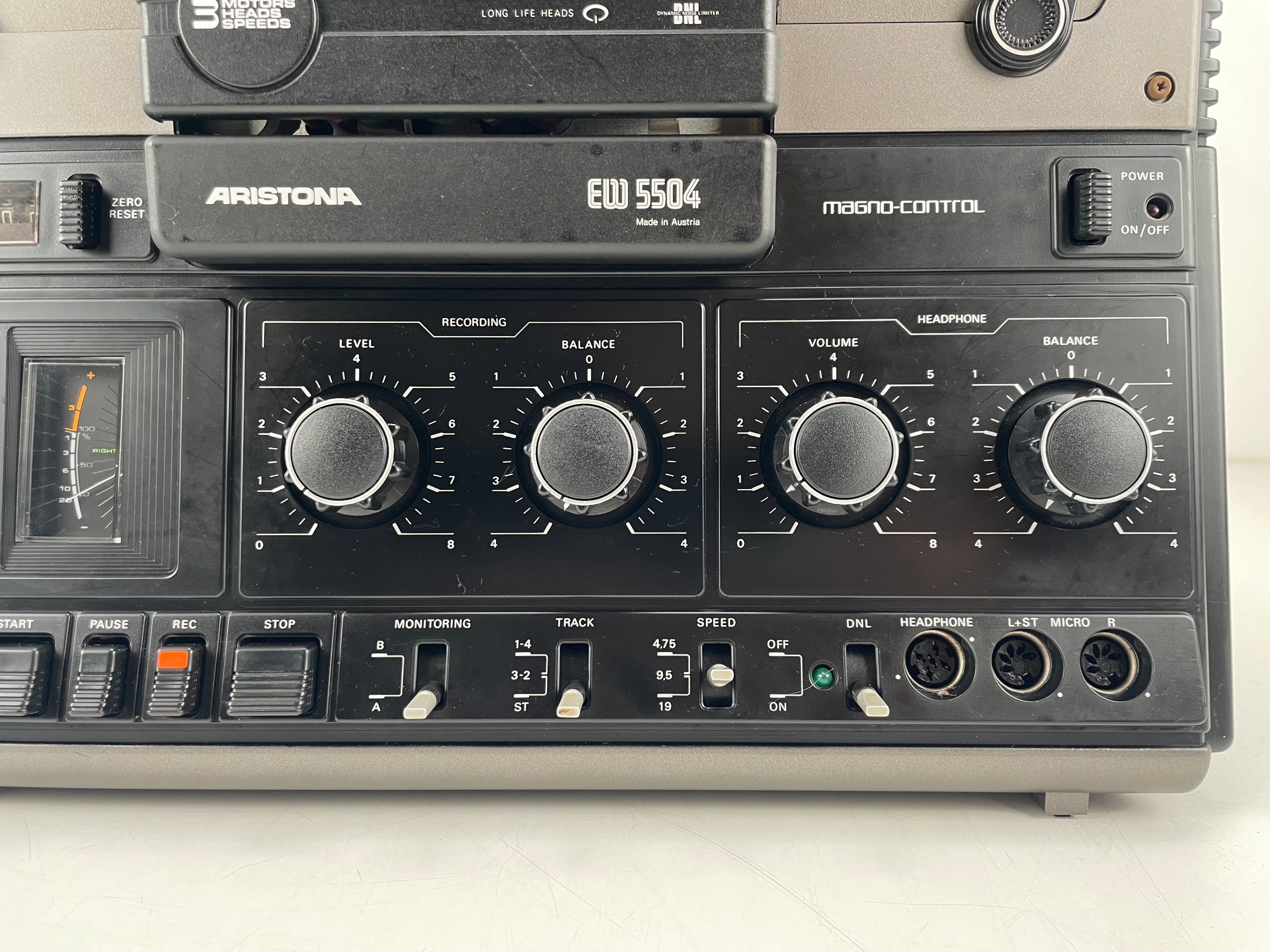 Aristona EW5504 bandrecorder – Potentiometers gereinigd en nieuwe snaren