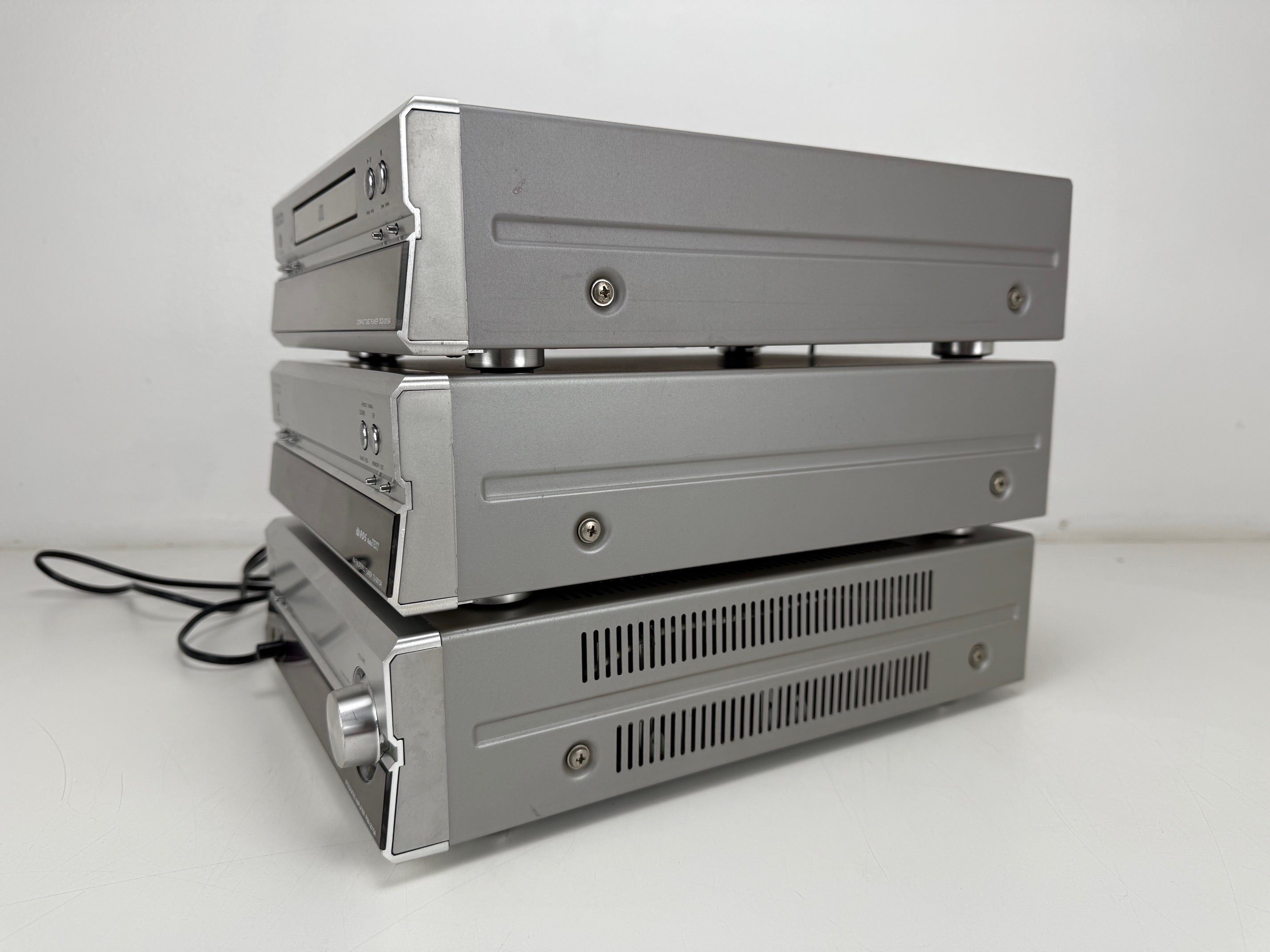 Denon DCD-201SA CD - Player / TU-201SA Tuner / PMA-201SA Amplifier Set