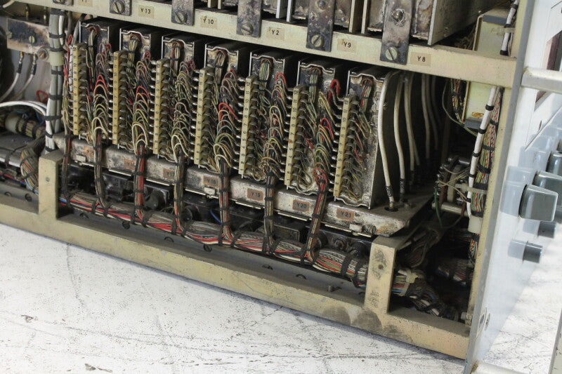 Rohde & Schwarz Dekadischer HF-MESS-SENDER 20-70mhz - RF Signal Generator
