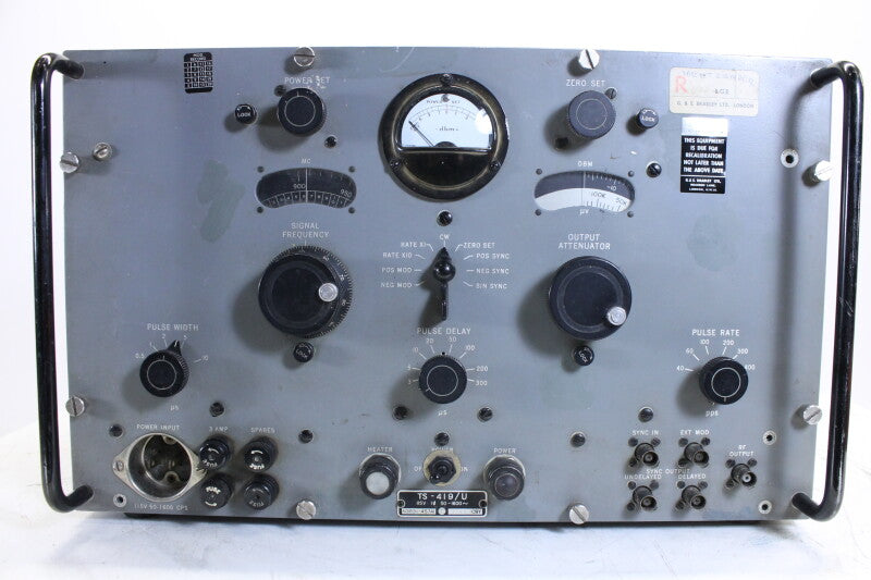 Signal Corps TS-419/U Signal Generator (no.1)