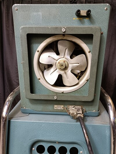 Tektronix 551 Dual Beam Ocilloscope with Power Supply and Scope Mobile