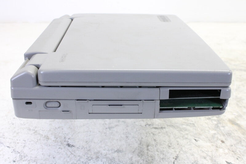 Toshiba T2150CDS laptop 1995 / RARE