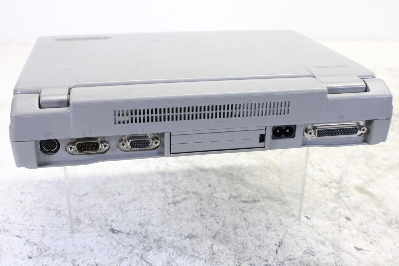 Toshiba T2150CDS laptop 1995 / RARE