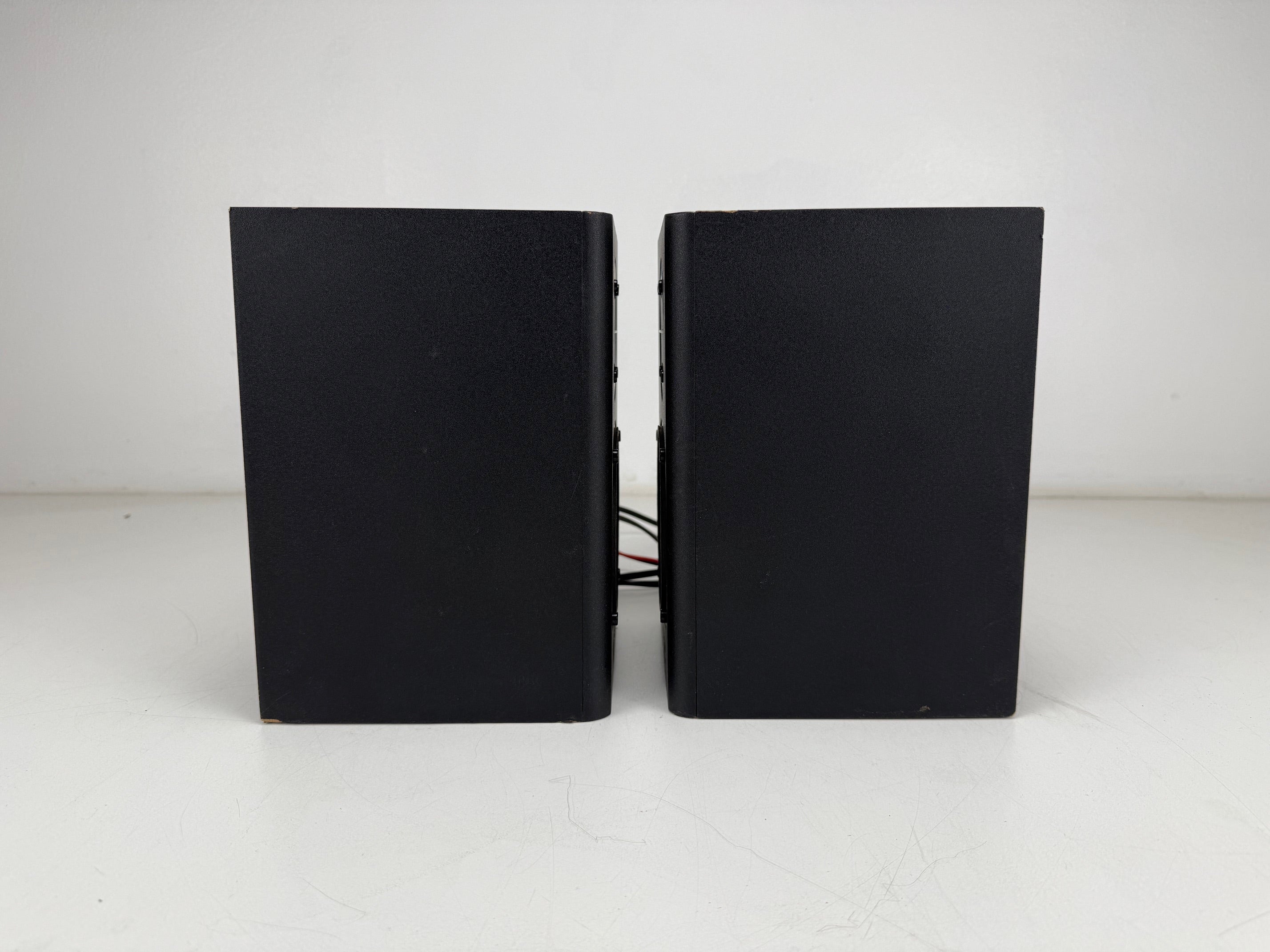 Kurzweil KS-40A Active Bookshelf Speaker Set - Matching Pair