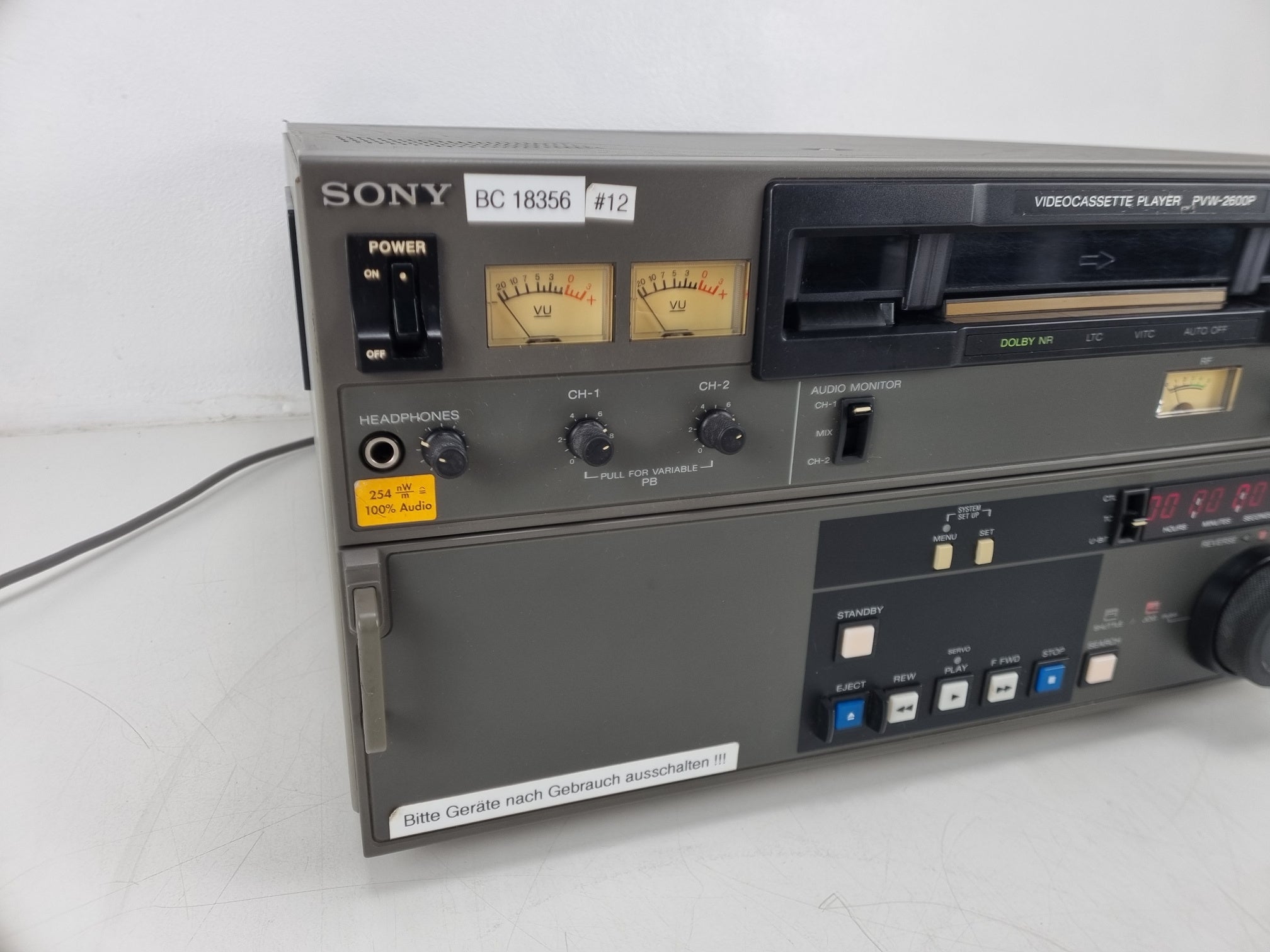 Sony PVW-2600P - BetacamSP Videorecorder - Completely Recaped and Serviced