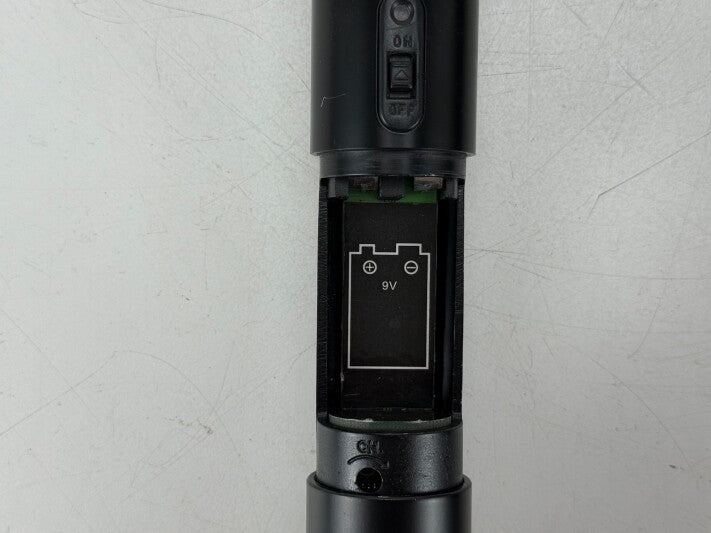 Unknown Lot with 3x various brands Cardioid wireless Microphones - Sold as is!