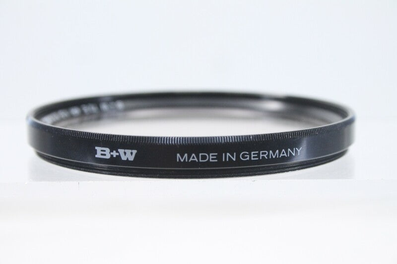 B & W 72E KR 1.5 1.1 x MC Skylight filter