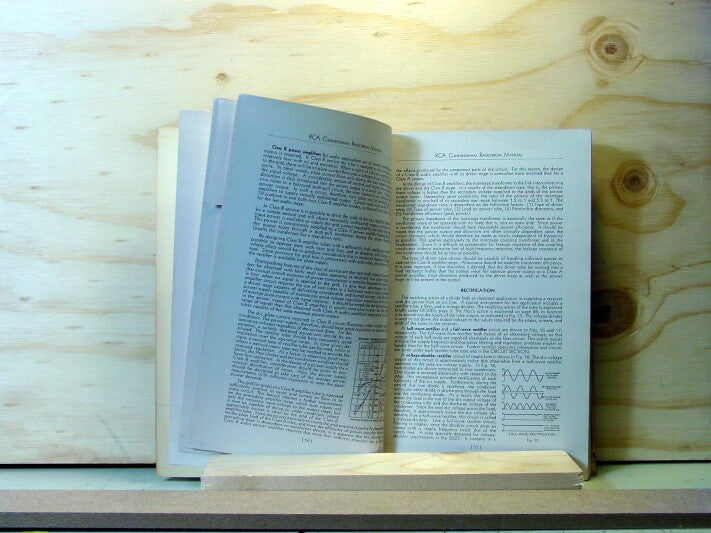 Unknown Cunningham Radiotron Manual