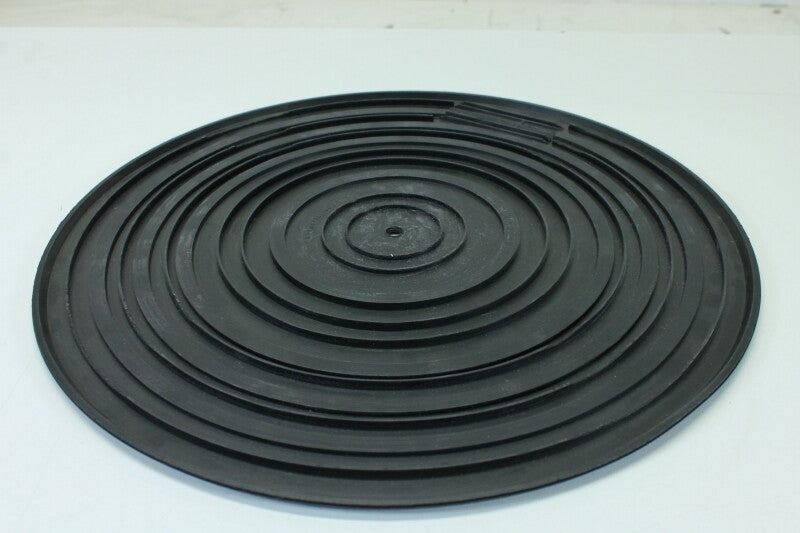 Unknown Turntable Platter with Rubber Turntable Mat