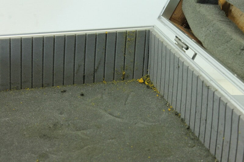 Unknown Sturdy Aluminum Flightcase/Suitcase (No.2)