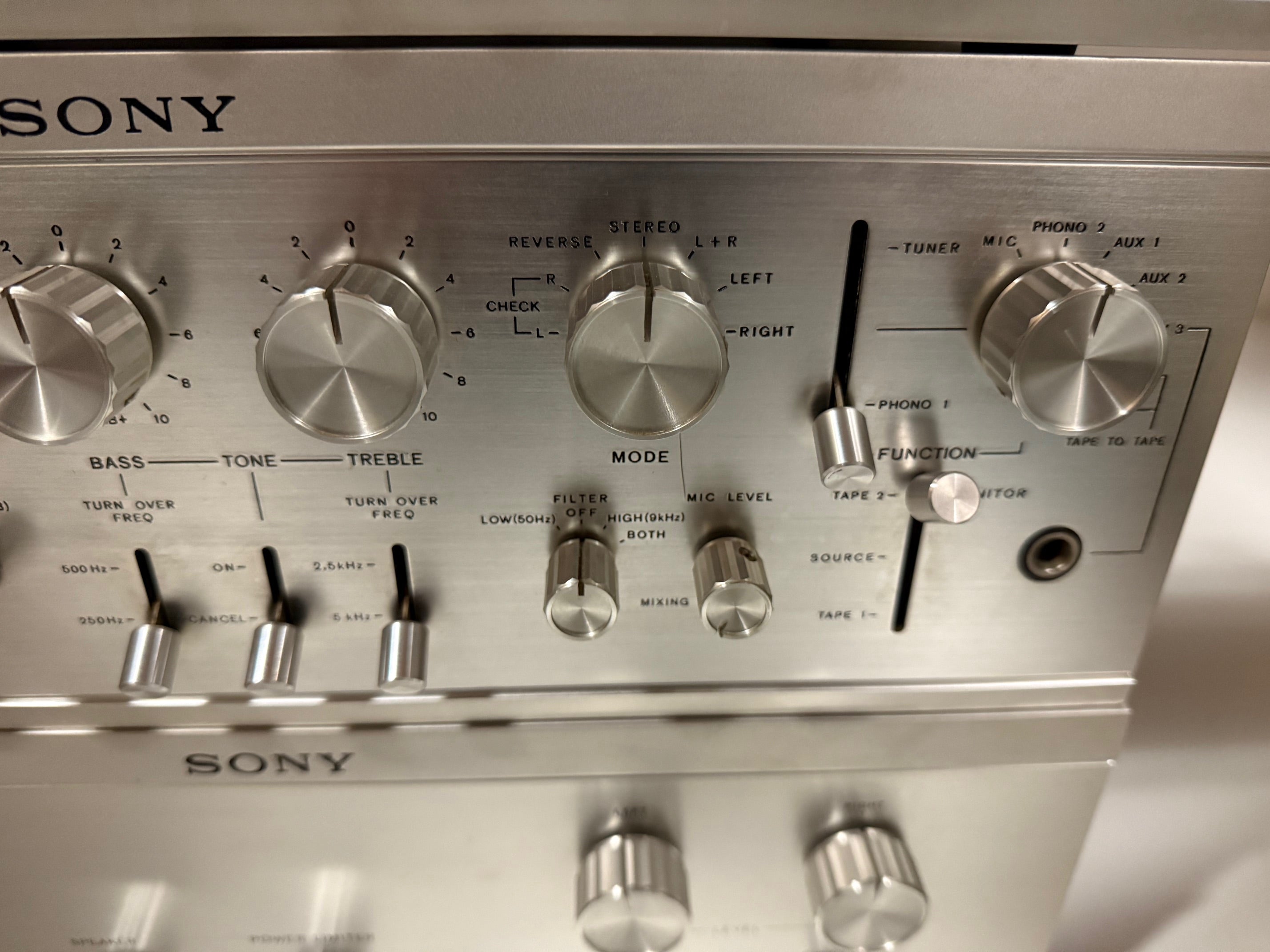 Sony ST-5130 tuner / TA-2000F voorversterker / TA-3200F stereo-versterker set