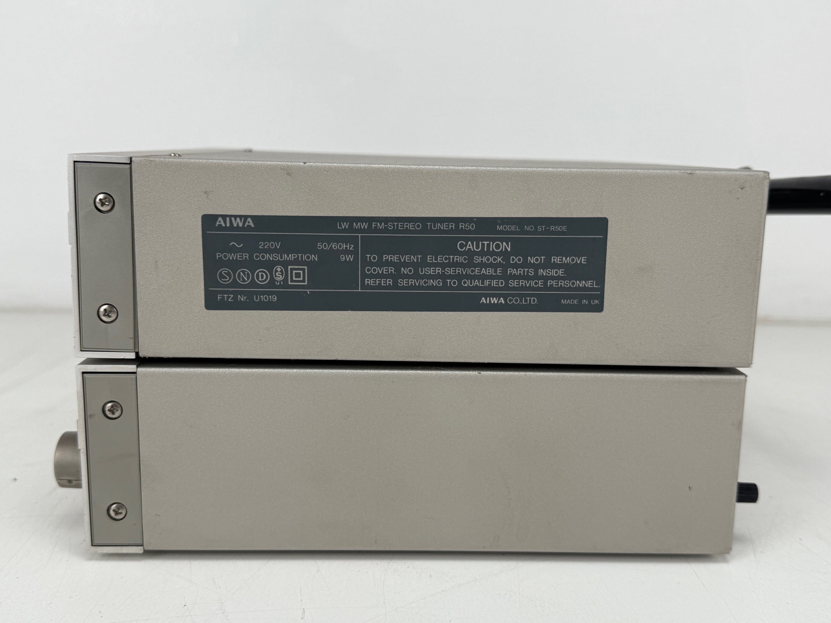 Aiwa R50 FM-Stereo Tuner / A60 Stereo Integrated Amplifier Set