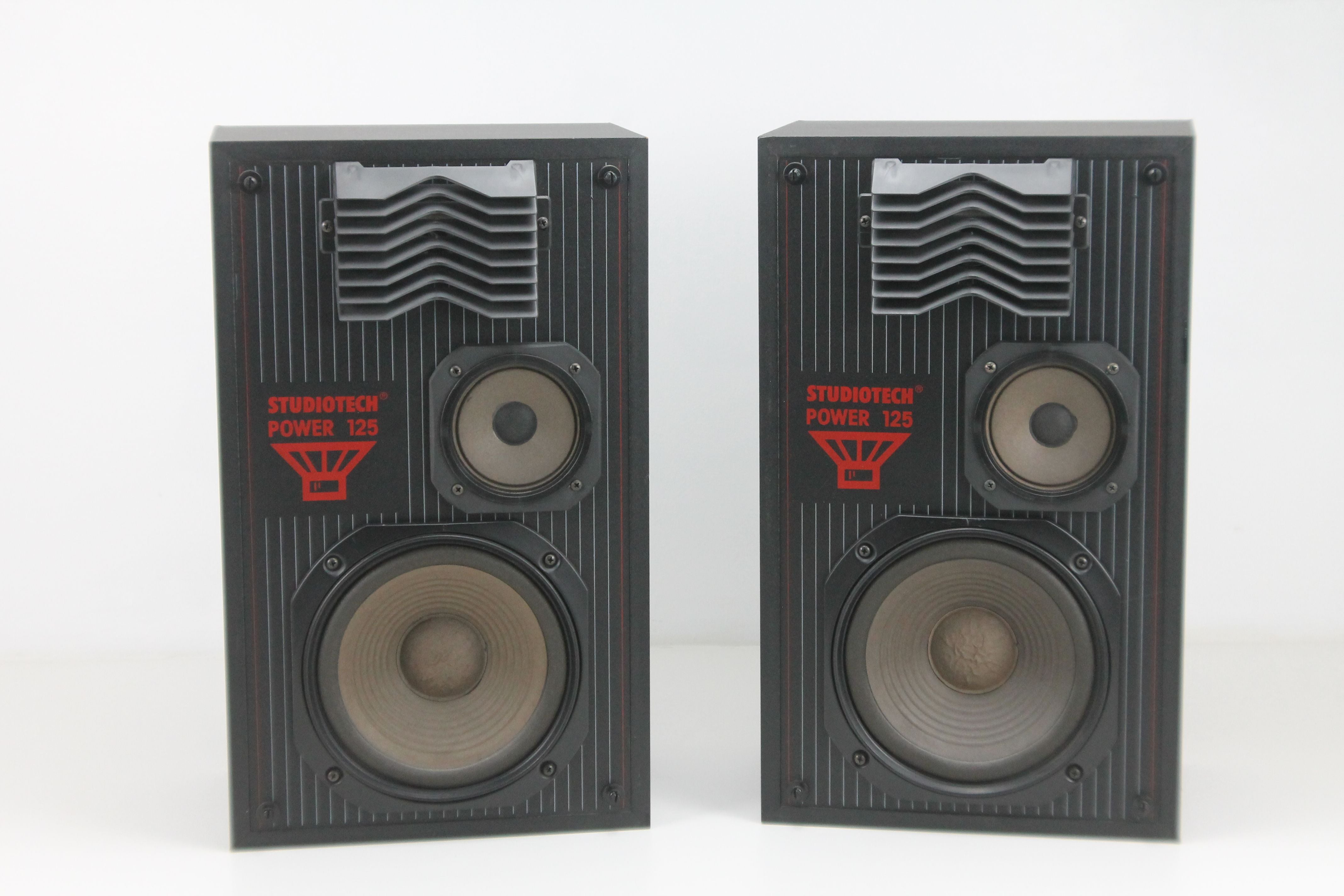Onbekende luidsprekerset Studiotech Power 125